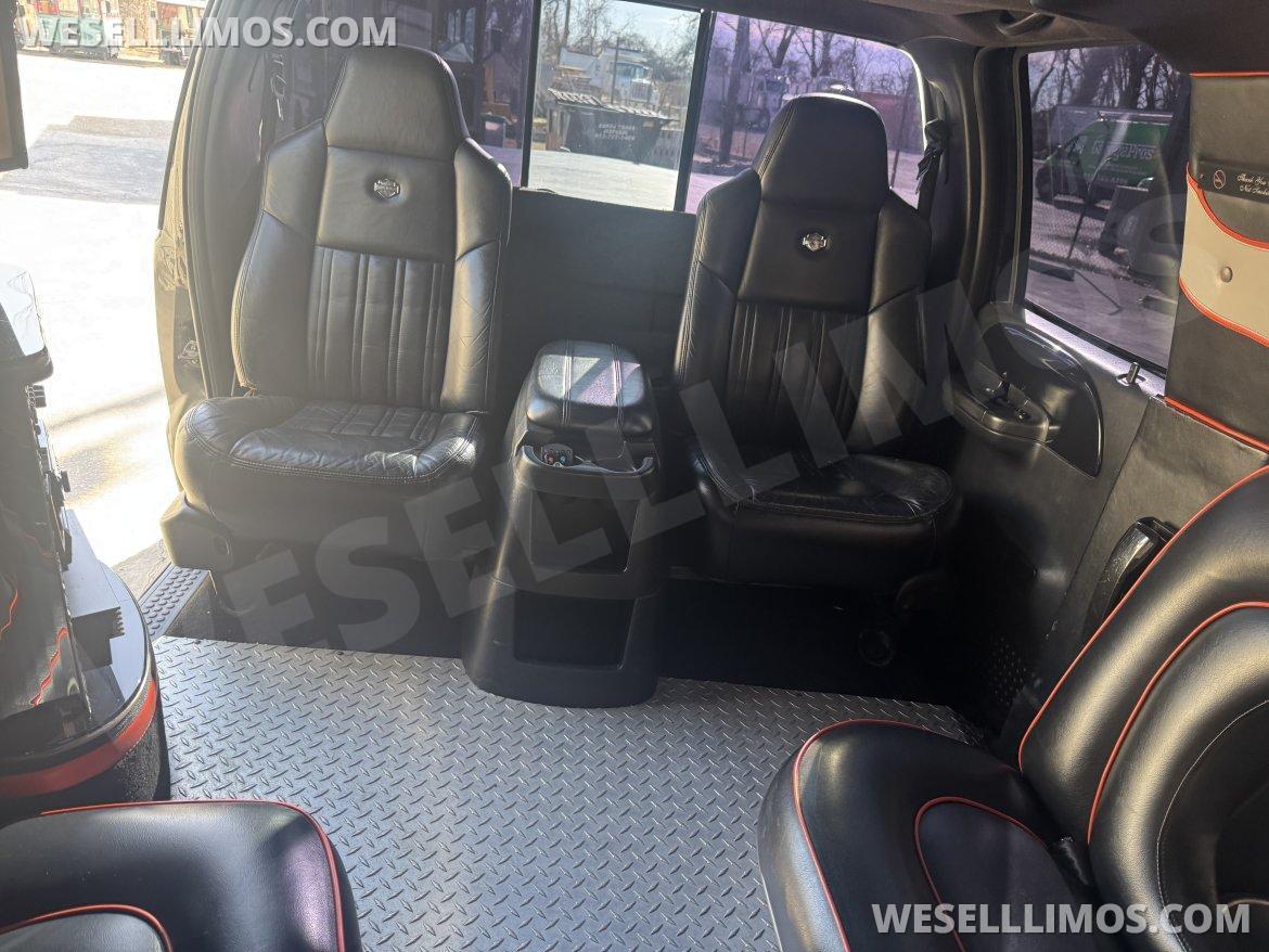 SUV Stretch for Sale in Edwardsville, KS - Photo 4