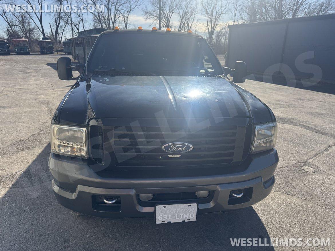 SUV Stretch for Sale in Edwardsville, KS - Photo 13