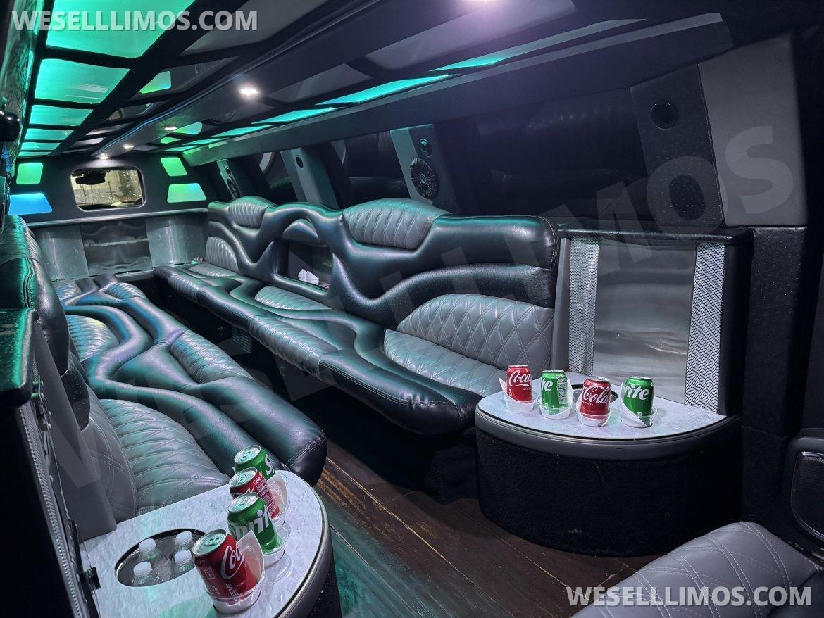 Limousine for Sale in Egg harbor twp, NJ - Photo 3
