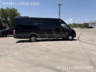 2016 Mercedes Sprinter 3500 Sprinter for Sale in Dallas, TX - Photo 2