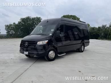 2023 Mack Automotive Mercedes Sprinter Sprinter - Sprinter for Sale in Dallas, TX - Photo 3