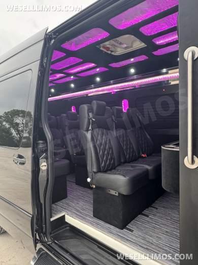 2023 Mack Automotive Mercedes Sprinter Sprinter - Sprinter for Sale in Dallas, TX - Photo 4