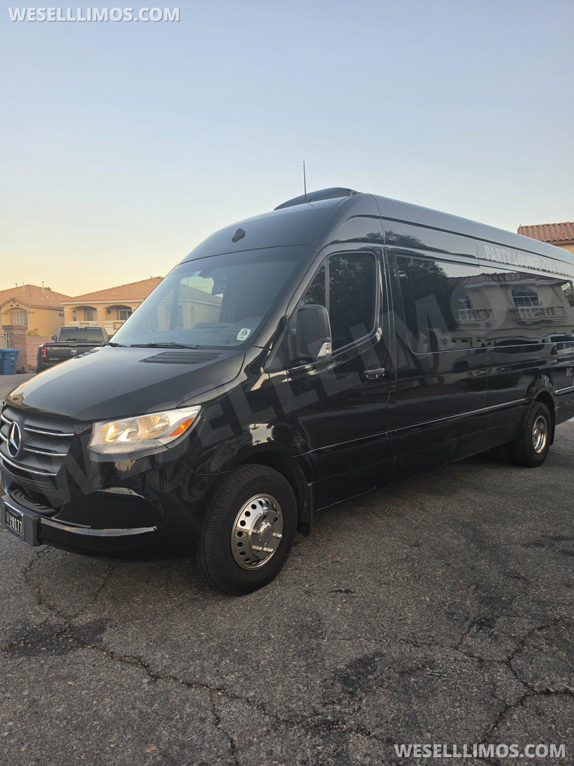 Limo Bus for Sale in Las Vegas, NV - Photo 5