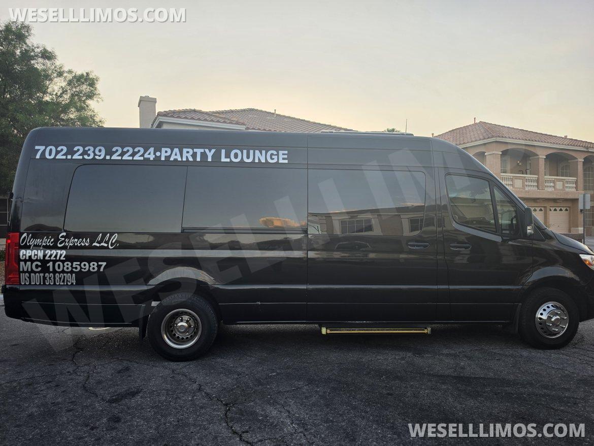Limo Bus for Sale in Las Vegas, NV - Photo 6