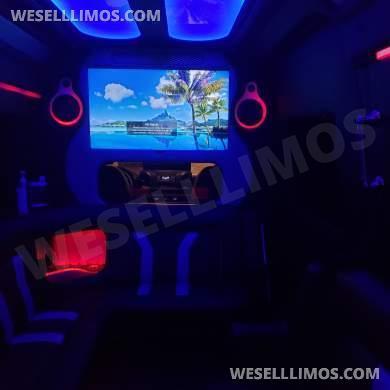 2017 Mercedes benz 3500 Limo Bus - Limo Bus for Sale in Las Vegas, NV - Photo 11
