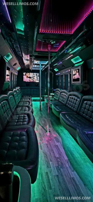 2011 Tiffany Ford F750 Super Duty Limo Bus - Limo Bus for Sale in Las Vegas, NV - Photo 5