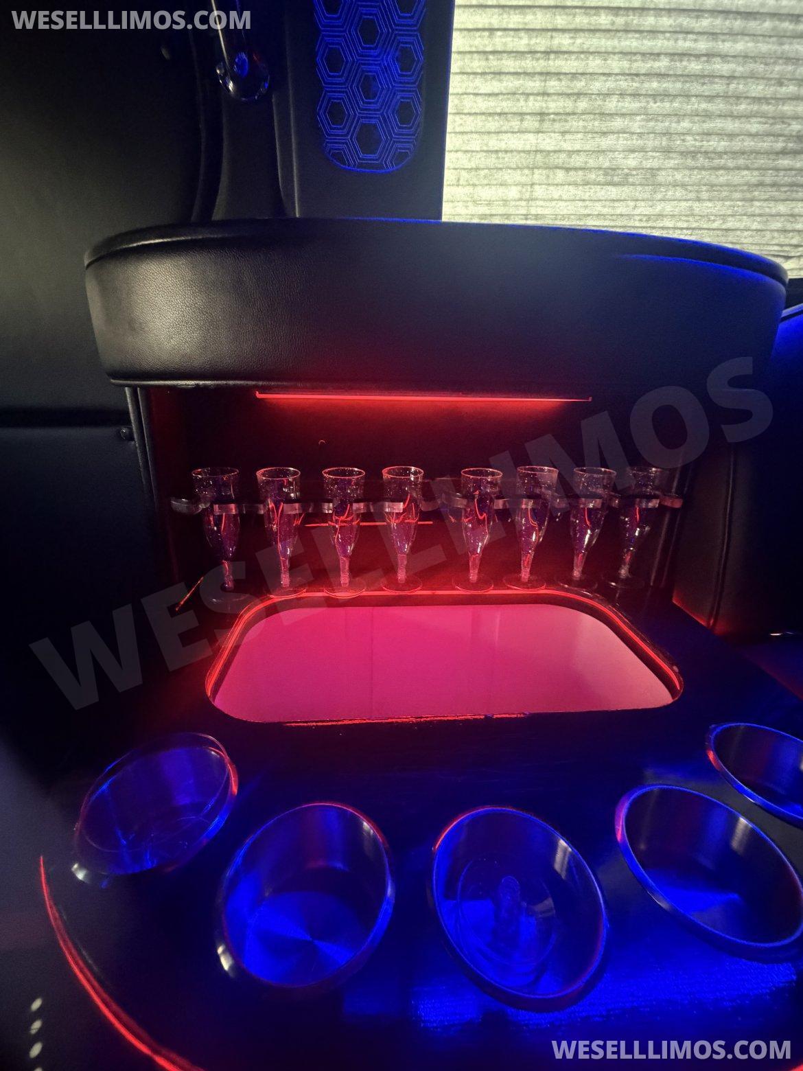 Limo Bus for Sale in Las vegas, NV - Photo 3