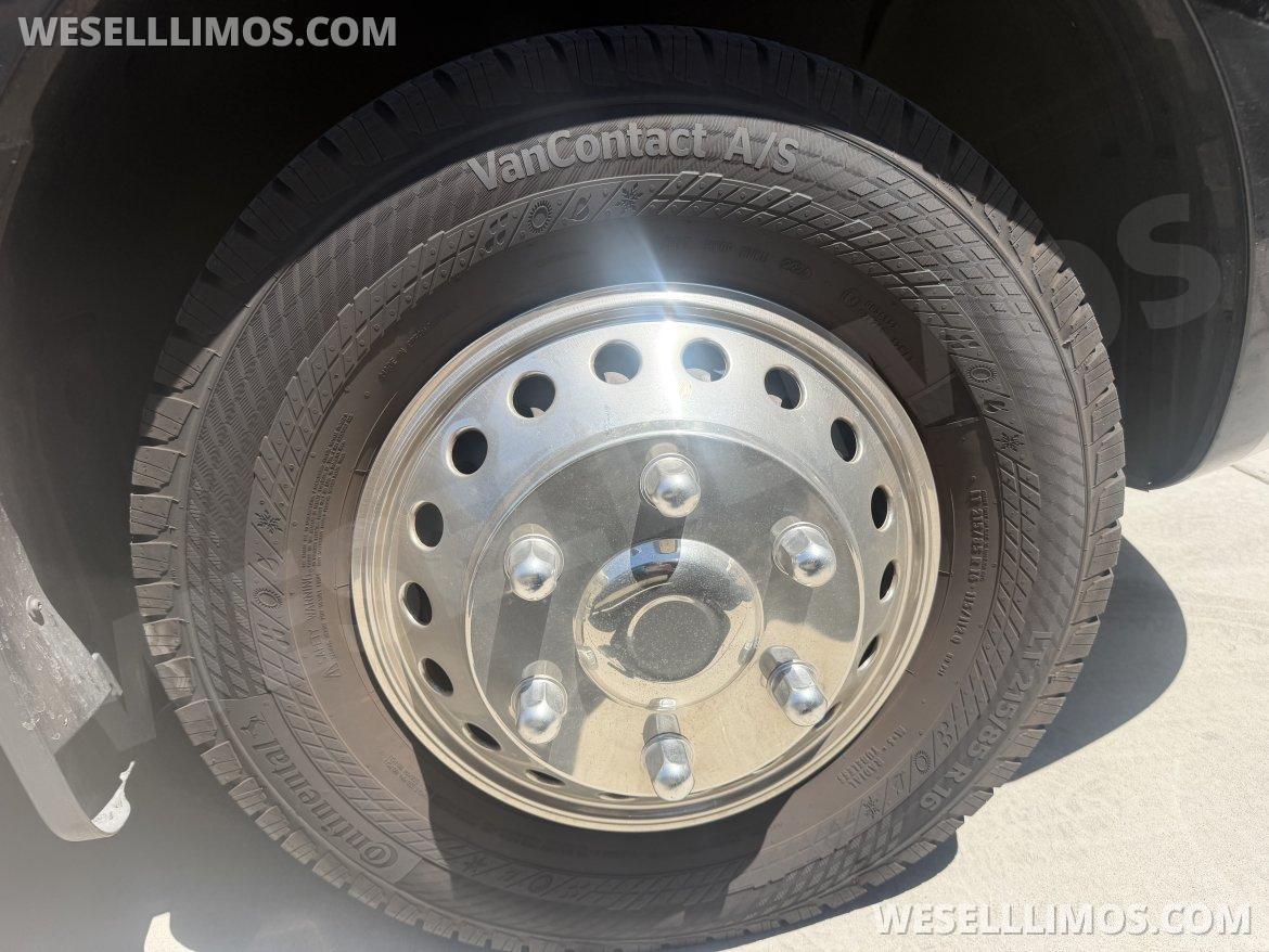 Limo Bus for Sale in Las vegas, NV - Photo 7