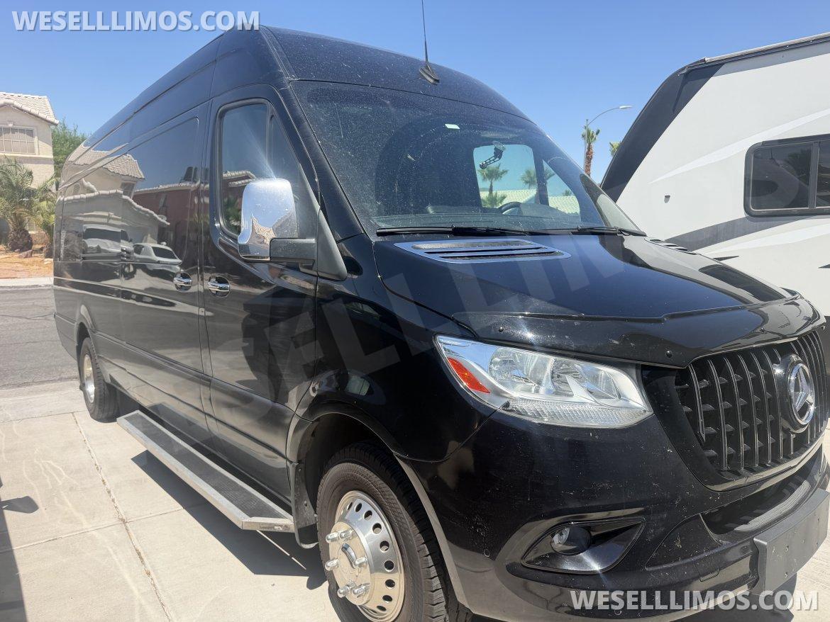 Limo Bus for Sale in Las vegas, NV - Photo 8