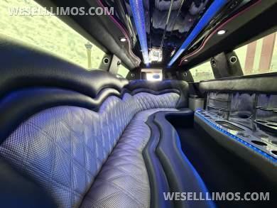 2013 Chrysler 300 120” 4 Door Limousine Executive Coach Builder 10 Passenger - Limousine for Sale in Las Vegas, NV - Photo 17