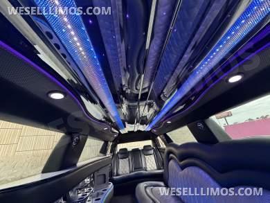 2013 Chrysler 300 120” 4 Door Limousine Executive Coach Builder 10 Passenger - Limousine for Sale in Las Vegas, NV - Photo 19