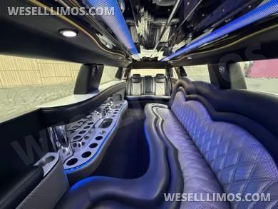 2013 Chrysler 300 120” 4 Door Limousine Executive Coach Builder 10 Passenger - Limousine for Sale in Las Vegas, NV - Photo 21