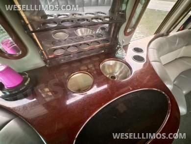 2007 ford E-450 Limo Bus - Limo Bus for Sale in Myrtle Beach, SC - Photo 11