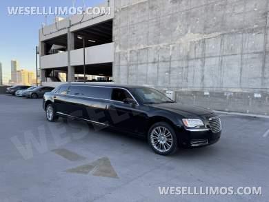 2014 Chrysler 300 Executive Coach Builder 6 Passenger Stretch Limousine - Limousine for Sale in Las Vegas, NV - Photo 5