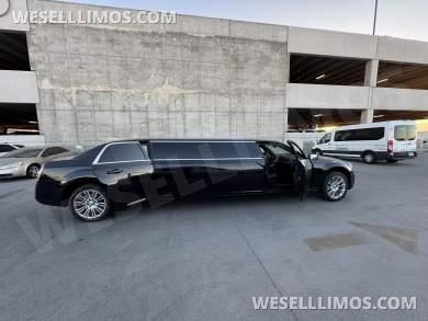2014 Chrysler 300 Executive Coach Builder 6 Passenger Stretch Limousine - Limousine for Sale in Las Vegas, NV - Photo 11