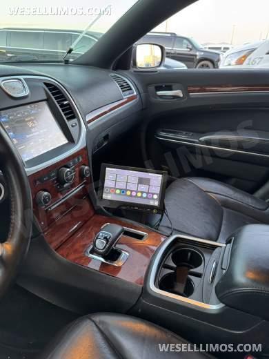 2014 Chrysler 300 Executive Coach Builder 6 Passenger Stretch Limousine - Limousine for Sale in Las Vegas, NV - Photo 12
