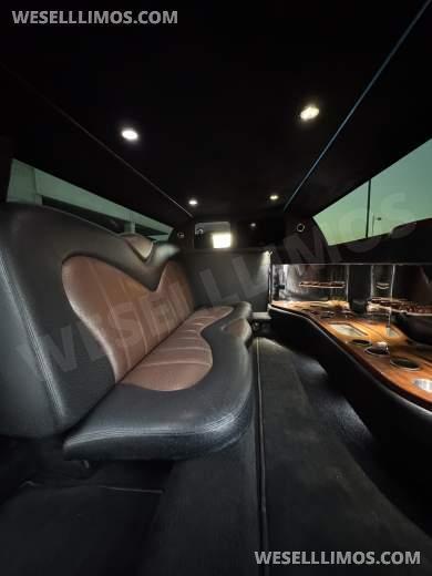 2014 Chrysler 300 Executive Coach Builder 6 Passenger Stretch Limousine - Limousine for Sale in Las Vegas, NV - Photo 18
