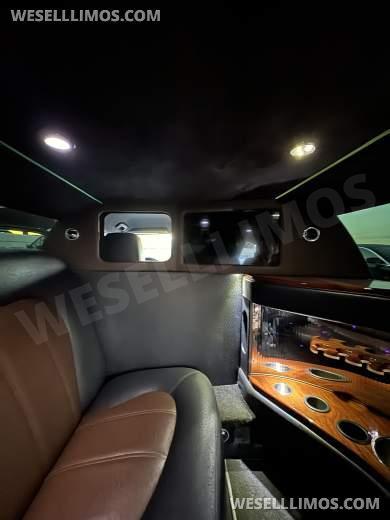 2014 Chrysler 300 Executive Coach Builder 6 Passenger Stretch Limousine - Limousine for Sale in Las Vegas, NV - Photo 19