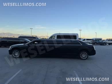 2014 Chrysler 300 Executive Coach Builder 6 Passenger Stretch Limousine - Limousine for Sale in Las Vegas, NV - Photo 28