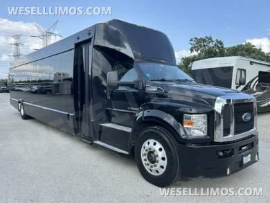 2019 Ford F-750 Executive Shuttle for Sale in Chicago, IL - Main Photo