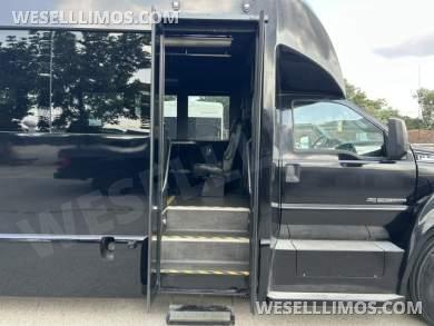 2019 F-750 50-pass by Tiffany Coachbuilders - Executive Shuttle for Sale in Chicago, IL - Photo 8