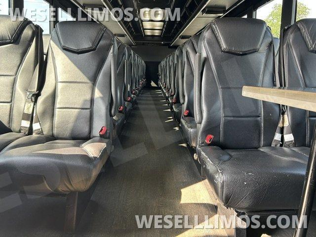 Executive Shuttle for Sale in Chicago, IL - Photo 13