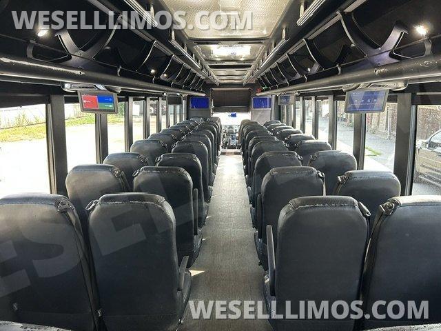 Executive Shuttle for Sale in Chicago, IL - Photo 15