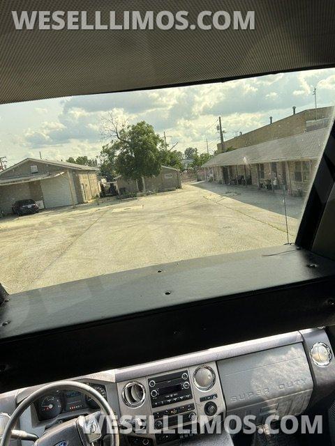 Executive Shuttle for Sale in Chicago, IL - Photo 20