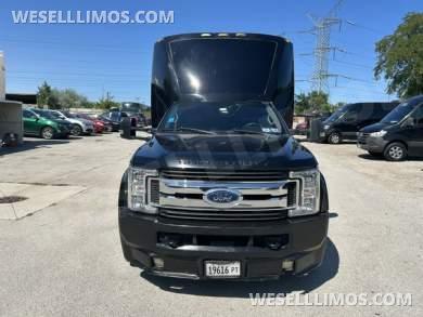 2017 Ford F-550 32-passenegr by Tiffany Coachbuilders - Executive Shuttle for Sale in Chicago, IL - Photo 3