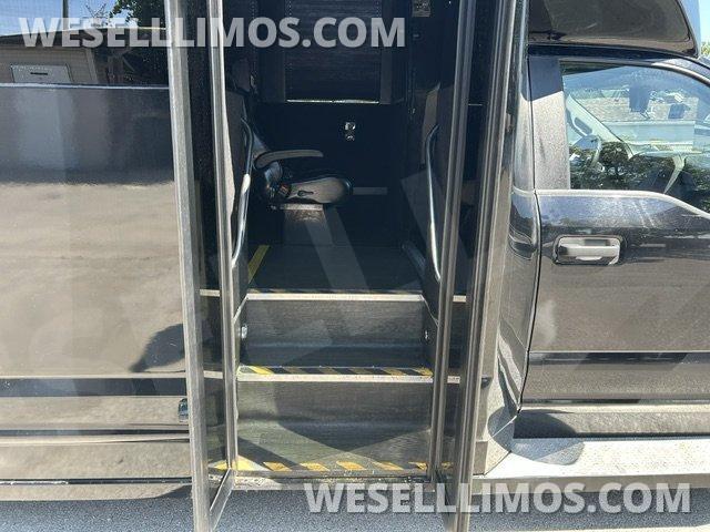 Executive Shuttle for Sale in Chicago, IL - Photo 10