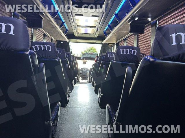 Executive Shuttle for Sale in Chicago, IL - Photo 15