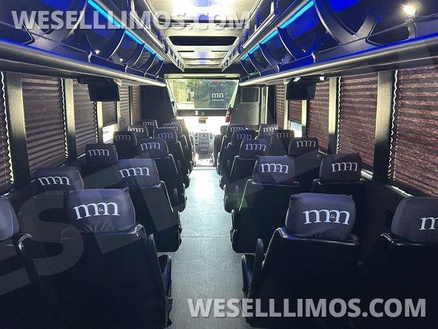 Executive Shuttle for Sale in Chicago, IL - Photo 16