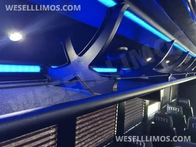 2017 Ford F-550 32-passenegr by Tiffany Coachbuilders - Executive Shuttle for Sale in Chicago, IL - Photo 17
