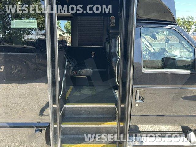 Executive Shuttle for Sale in Chicago, IL - Photo 9