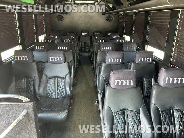 Executive Shuttle for Sale in Chicago, IL - Photo 10