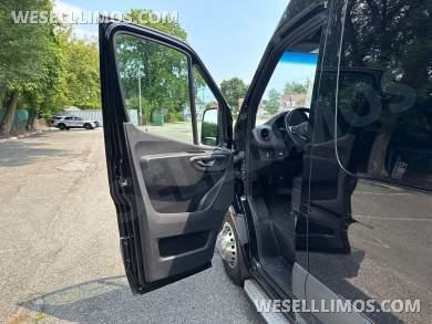 2022 Executive Coach Sprinter 15 Passenger With Table - Sprinter for Sale in Baldwin, NY - Photo 15
