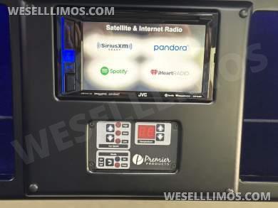 2022 Executive Coach Sprinter 15 Passenger With Table - Sprinter for Sale in Baldwin, NY - Photo 33
