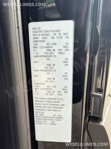 2022 Executive Coach Sprinter 15 Passenger With Table - Sprinter for Sale in Baldwin, NY - Photo 41