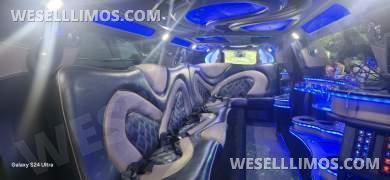 2016 Springfield Chrysler 300 Limousine - Limousine for Sale in Raynham, MA - Photo 17