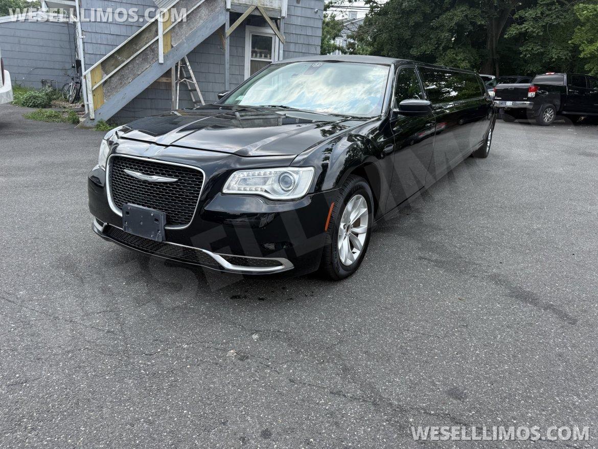 Limousine for Sale in Commack, NY - Main Photo