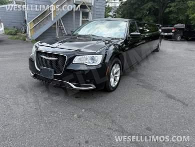 2018 Chrysler 300 Limousine for Sale in Commack, NY - Main Photo