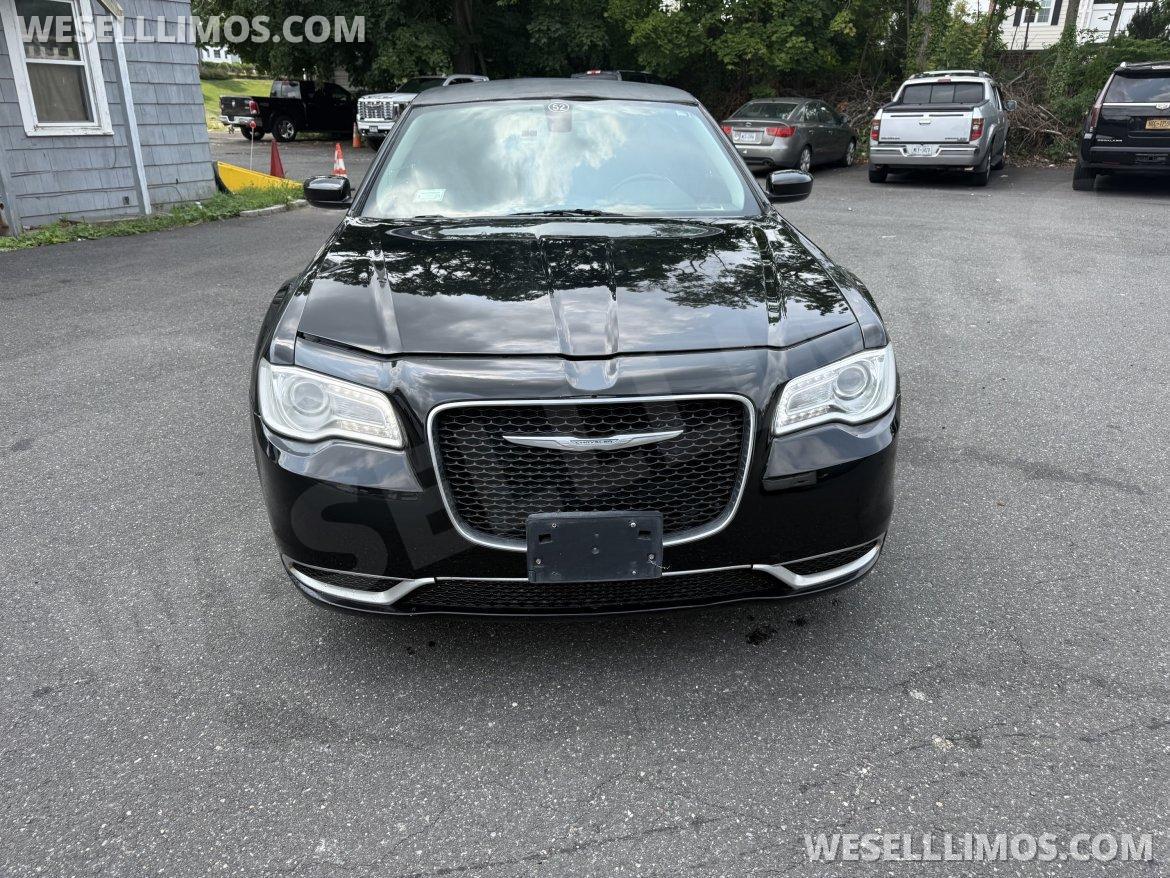 Limousine for Sale in Commack, NY - Photo 2