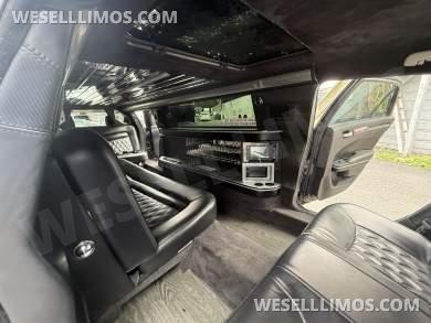 2018 Moonlight Chrysler 300 Limousine - Limousine for Sale in Commack, NY - Photo 16