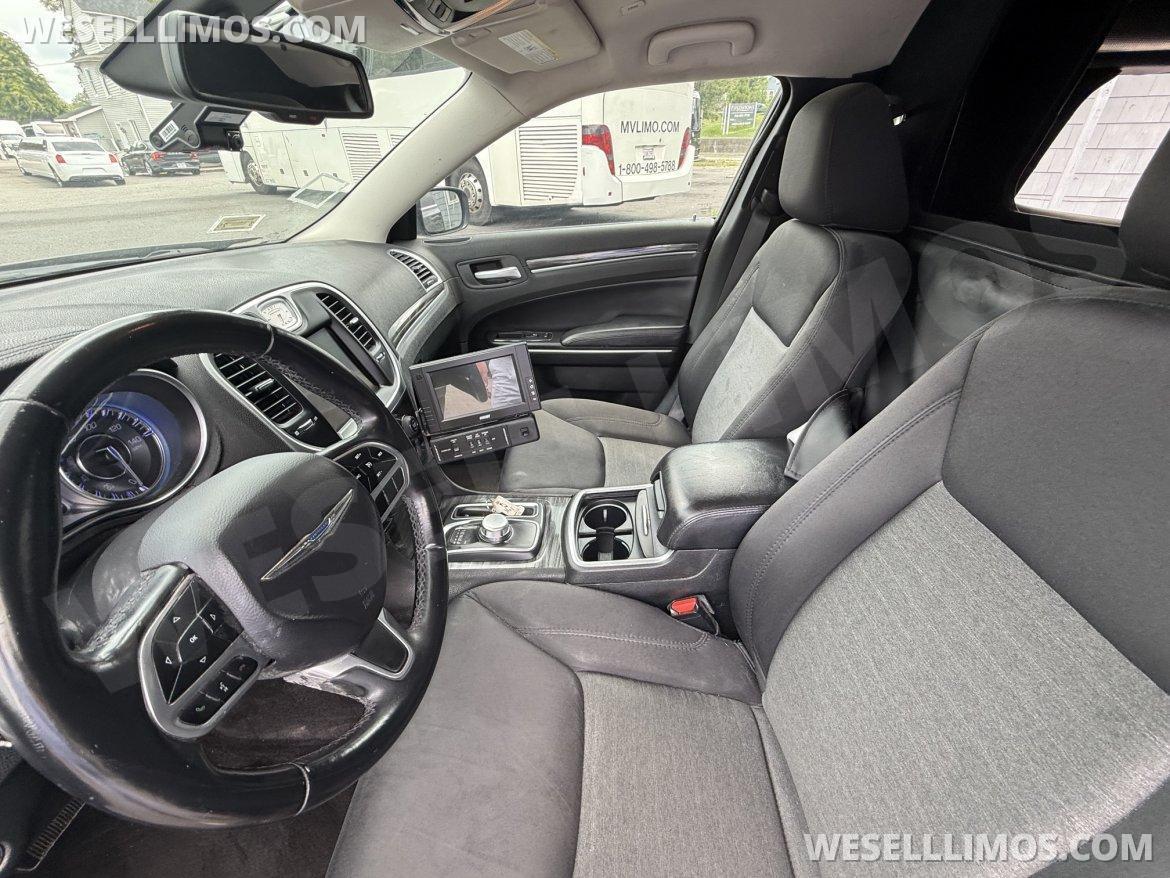 Limousine for Sale in Commack, NY - Photo 26