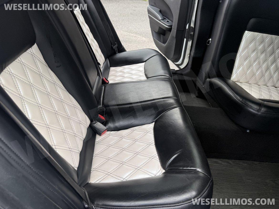 Limousine for Sale in Commack, NY - Photo 16