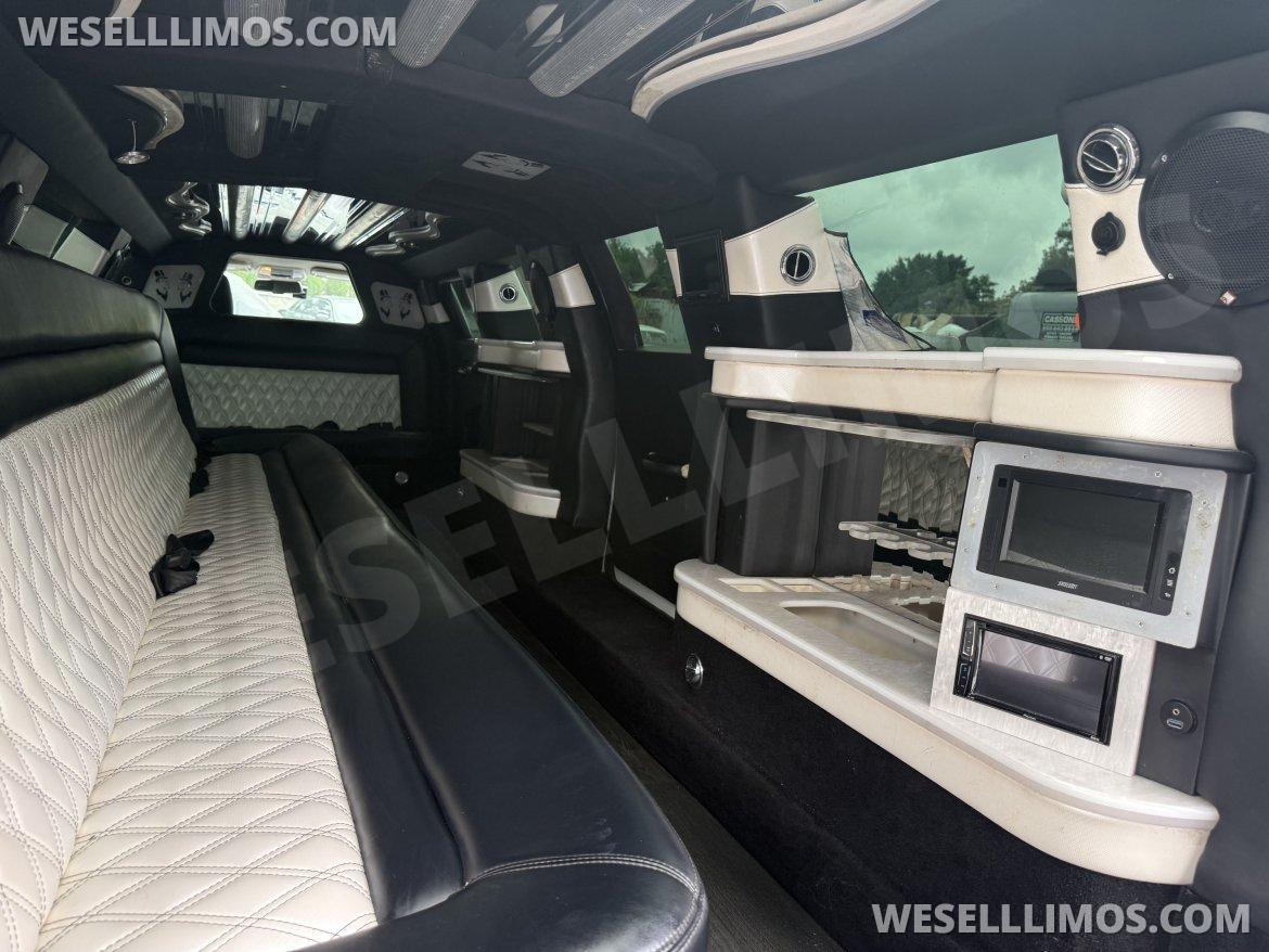 Limousine for Sale in Commack, NY - Photo 24