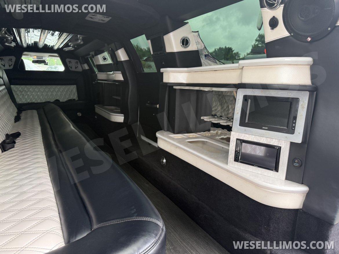 Limousine for Sale in Commack, NY - Photo 25