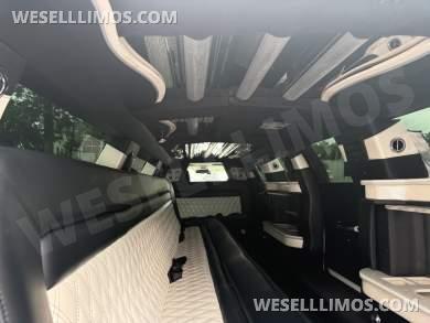 2018 Moonlight Chrysler 300 Limousine - Limousine for Sale in Commack, NY - Photo 28