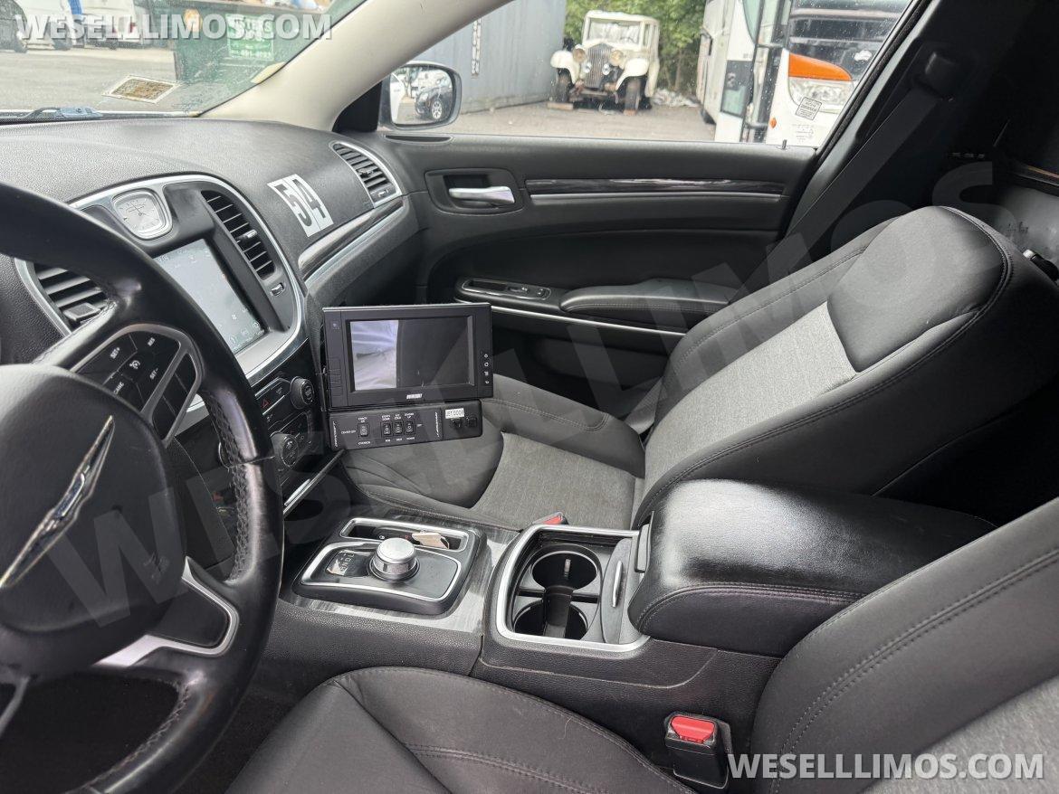 Limousine for Sale in Commack, NY - Photo 31