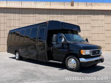 2006 Ford E-450 Limo Bus for Sale in Las Vegas, NV - Photo 2